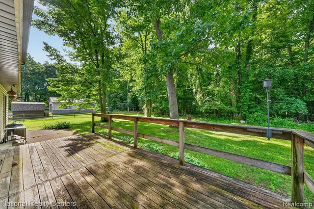 3107 Dean Road, Lambertville, MI 48144