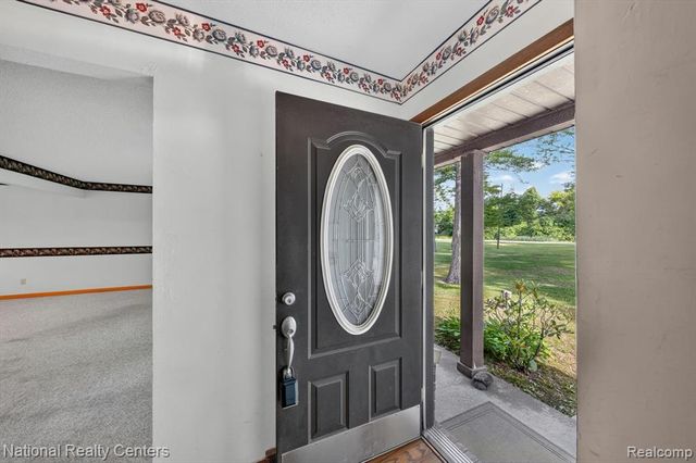 3107 Dean Road, Lambertville, MI 48144