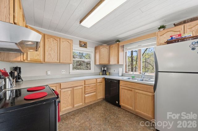 806 Dogwood Drive, Boone, NC 28607