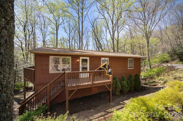 806 Dogwood Drive, Boone, NC 28607