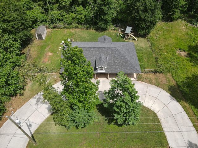 3381 Roy Bean Rd, Willis, TX 77378