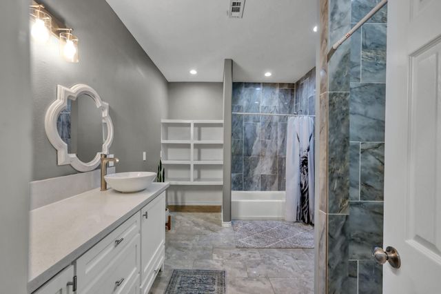 3381 Roy Bean Rd, Willis, TX 77378