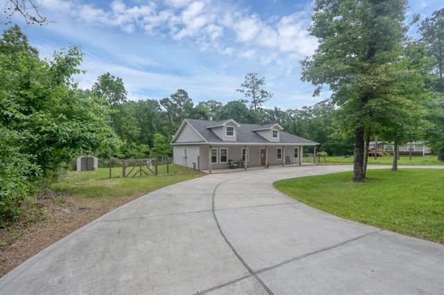 3381 Roy Bean Rd, Willis, TX 77378