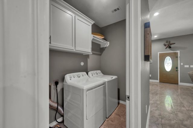 3381 Roy Bean Rd, Willis, TX 77378