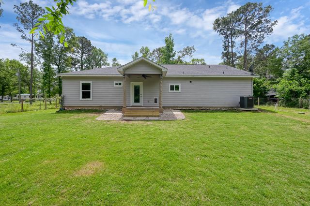 3381 Roy Bean Rd, Willis, TX 77378