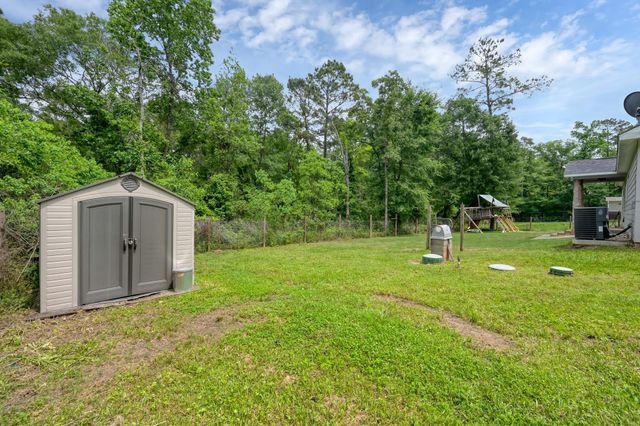 3381 Roy Bean Rd, Willis, TX 77378