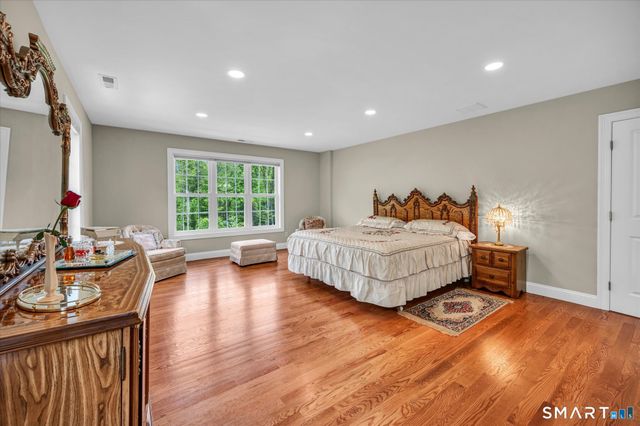 170 Birchwood Drive, Hamden, CT 06518