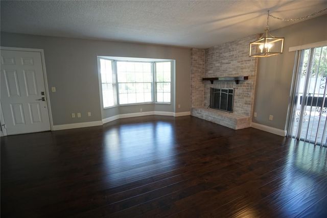 3323 W SWANN AVENUE, Tampa, FL 33609