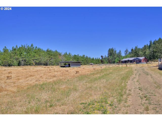33320 BRYANT Rd, Creswell, OR 97426
