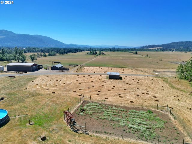 33320 BRYANT Rd, Creswell, OR 97426