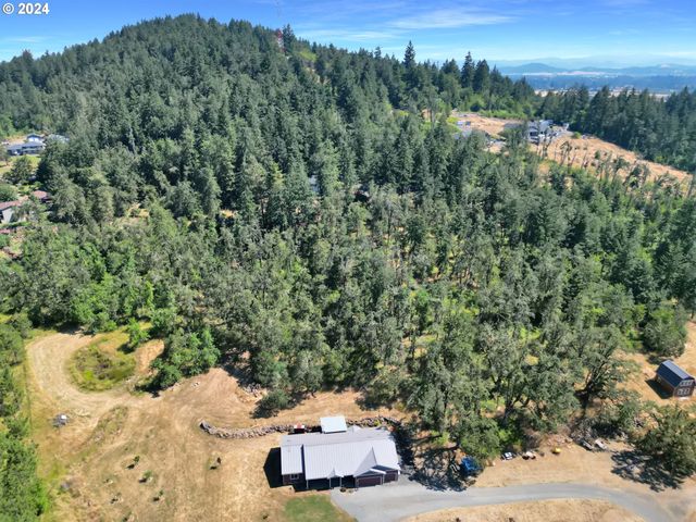 33320 BRYANT Rd, Creswell, OR 97426
