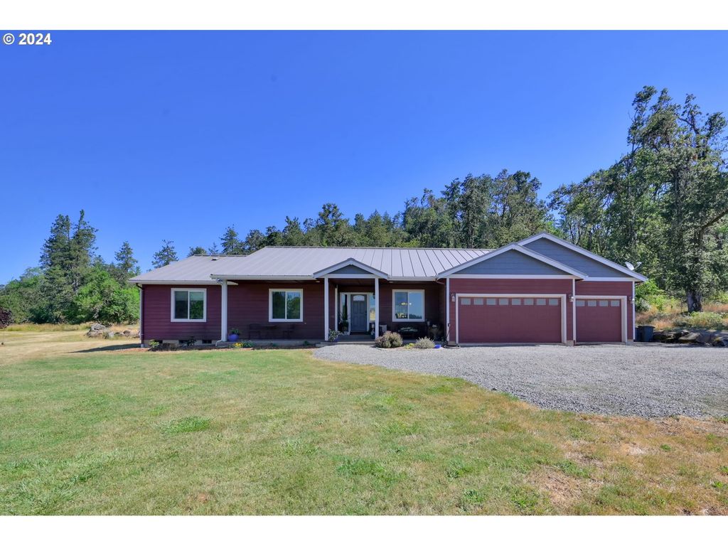 33320 BRYANT Rd, Creswell, OR 97426