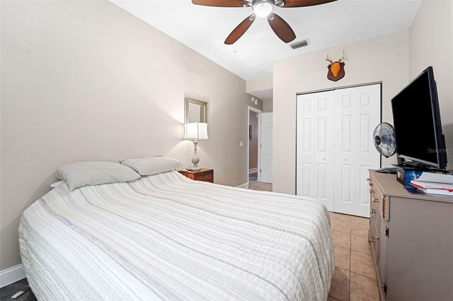 701 MIRROR LAKE DRIVE N 120, St Petersburg, FL 33701