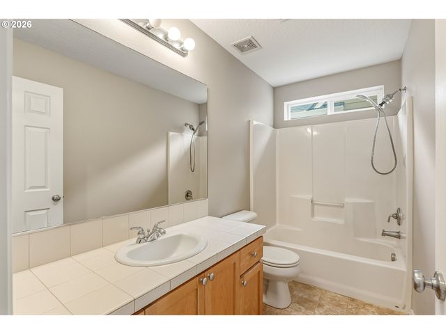 6258 Sw FOUNTAIN GROVE Ter, Beaverton, OR 97078