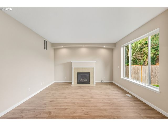 6258 Sw FOUNTAIN GROVE Ter, Beaverton, OR 97078