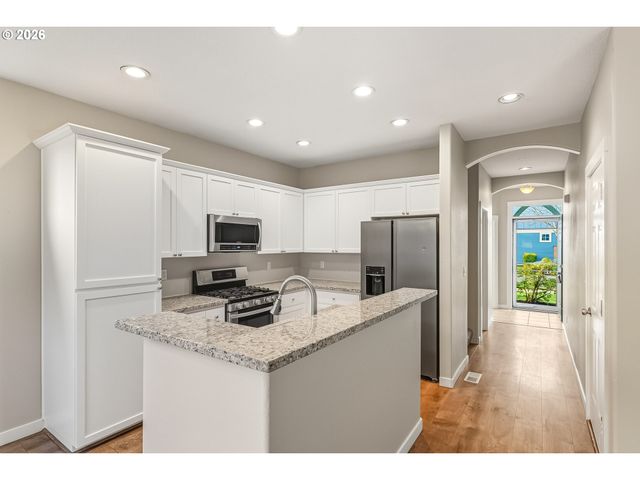 6258 Sw FOUNTAIN GROVE Ter, Beaverton, OR 97078