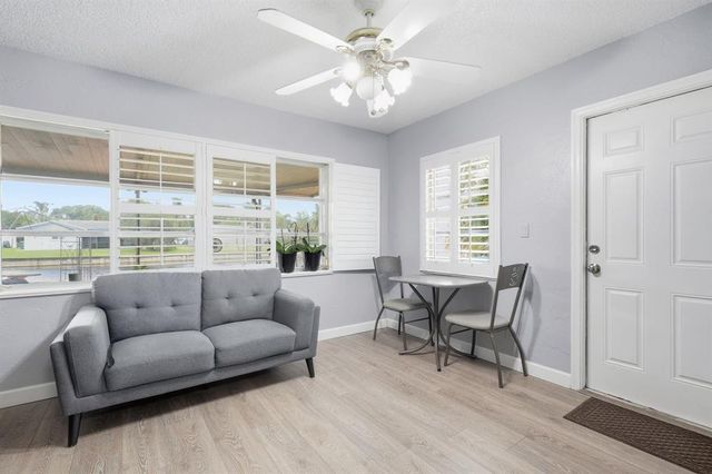 9407 NW 70th Place, Tamarac, FL 33321