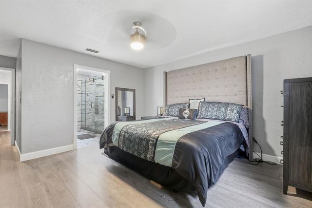 9407 NW 70th Place, Tamarac, FL 33321