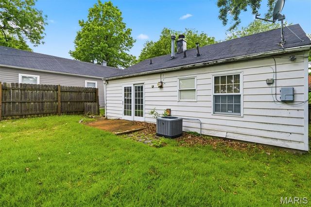 1434 Cutter Avenue, St Louis, MO 63139