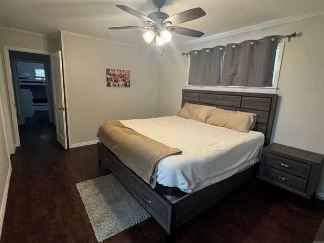 1207 ELM ST., Crossett, AR 71635