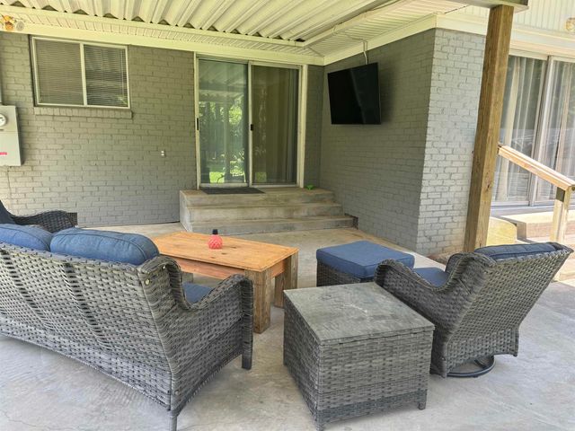 1207 ELM ST., Crossett, AR 71635