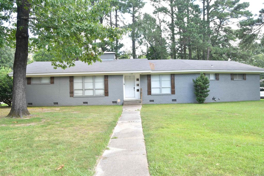 1207 ELM ST., Crossett, AR 71635