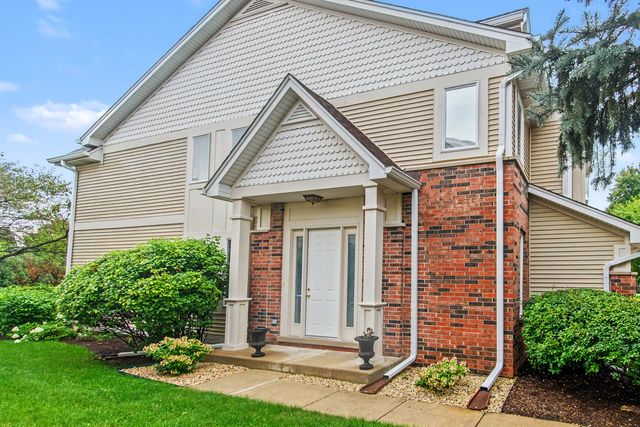 360 Parkview Terrace, Buffalo Grove, IL 60089