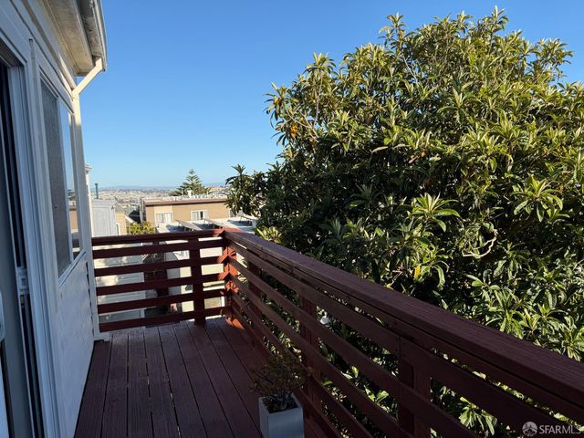 111 Joost Avenue, San Francisco, CA 94131