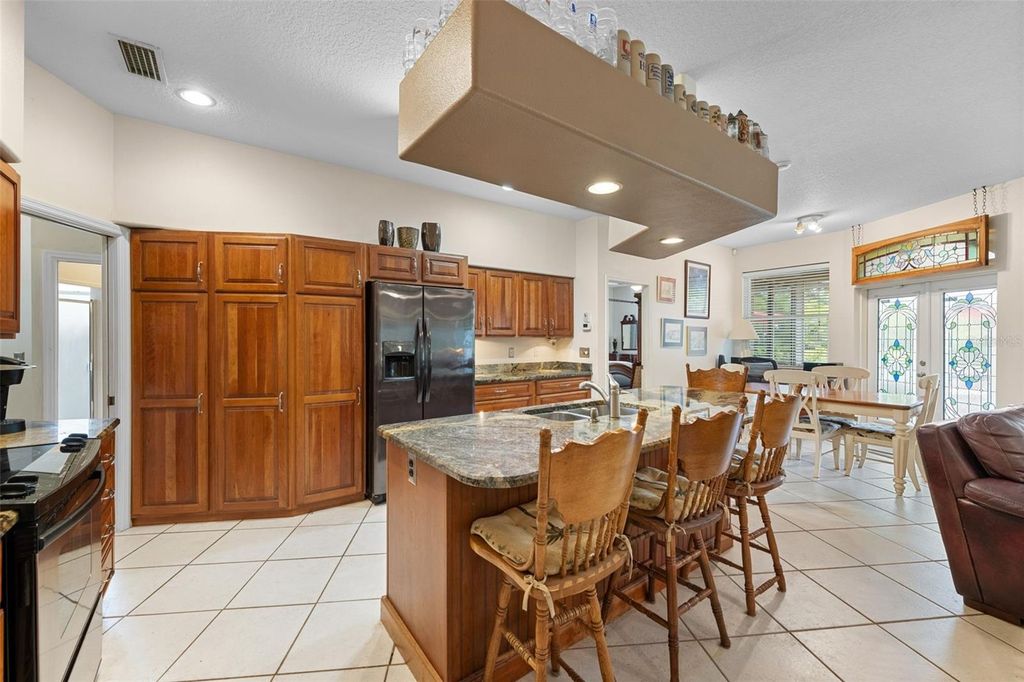 Image 12 of property listing at 2304 89TH STREET NW, Bradenton, FL 34209