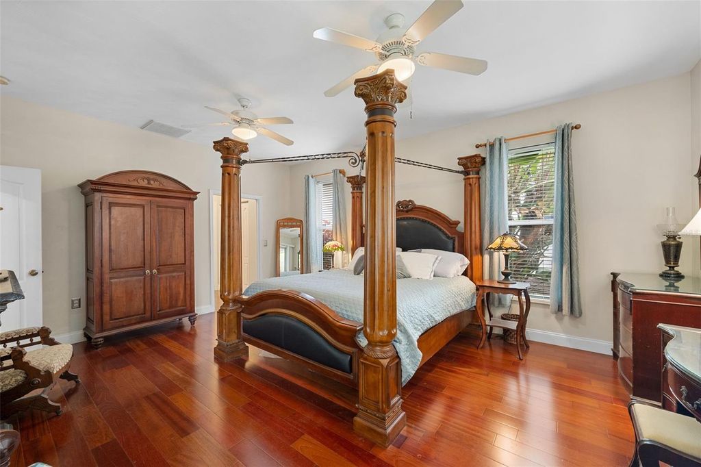 Image 22 of property listing at 2304 89TH STREET NW, Bradenton, FL 34209