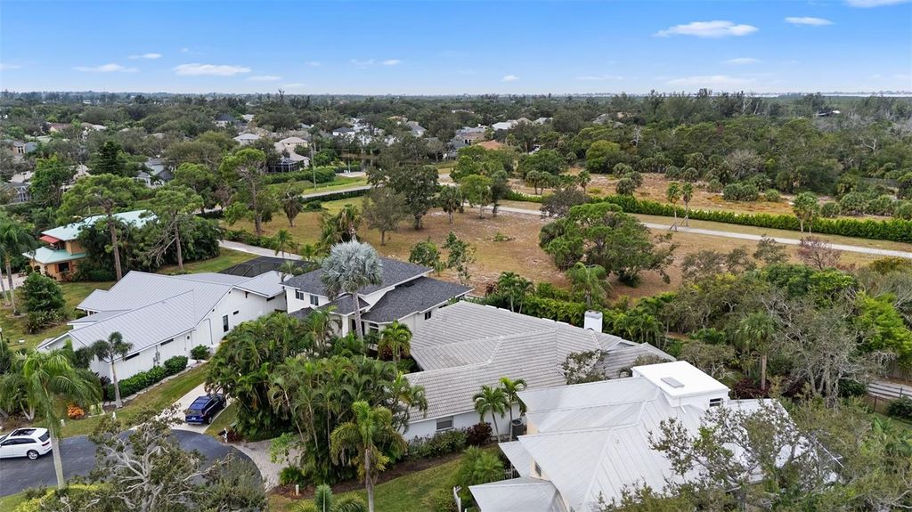 Image 41 of property listing at 2304 89TH STREET NW, Bradenton, FL 34209