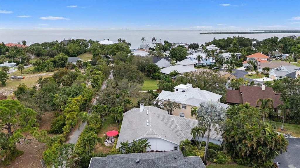 Image 45 of property listing at 2304 89TH STREET NW, Bradenton, FL 34209