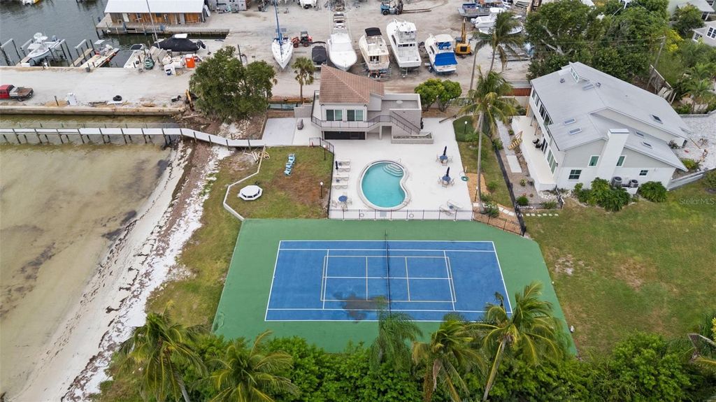 Image 55 of property listing at 2304 89TH STREET NW, Bradenton, FL 34209