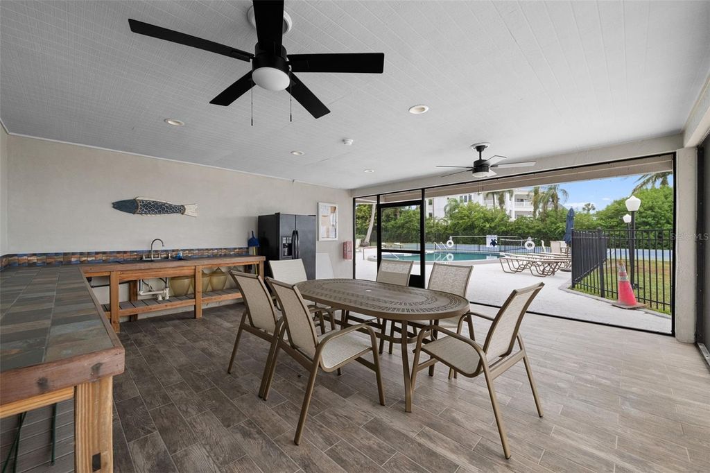 Image 60 of property listing at 2304 89TH STREET NW, Bradenton, FL 34209