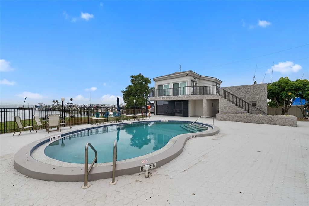 Image 63 of property listing at 2304 89TH STREET NW, Bradenton, FL 34209