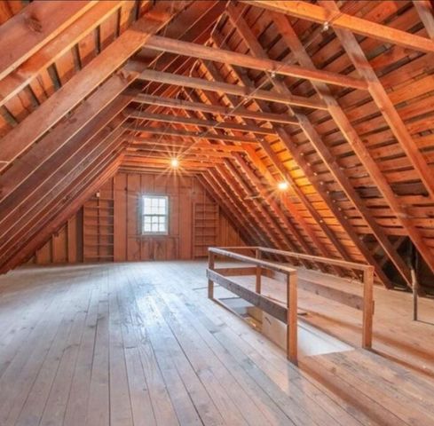 746 Oakridge Drive, Jackson, MI 49203