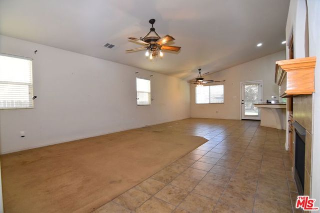5116 Silver Clover Avenue, Bakersfield, CA 93313
