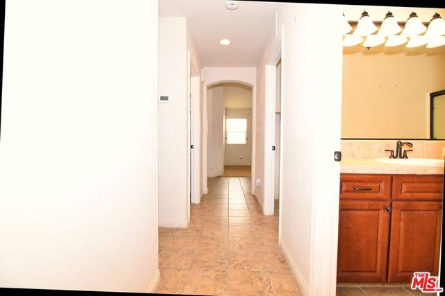 5116 Silver Clover Avenue, Bakersfield, CA 93313