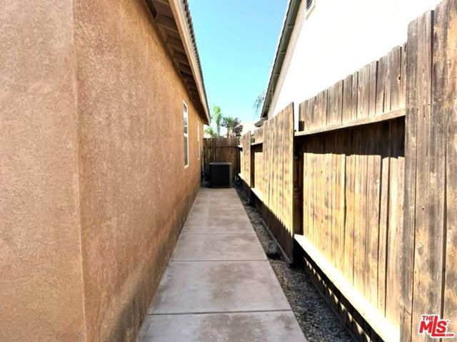 5116 Silver Clover Avenue, Bakersfield, CA 93313