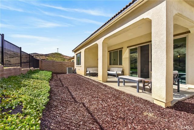 23944 Saunter Way, Corona, CA 92883