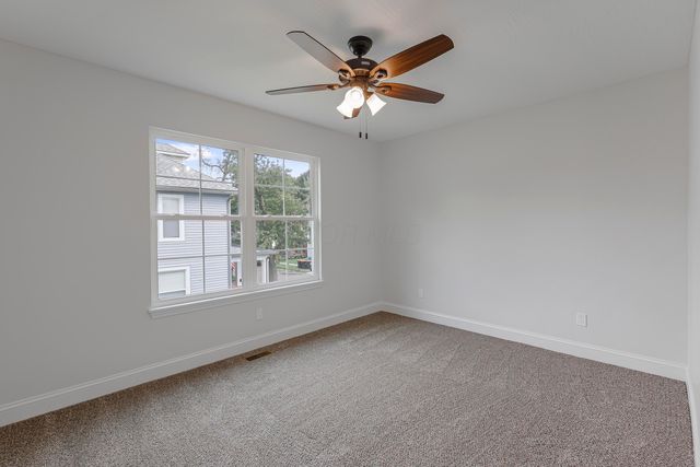 162 W Locust Street, Newark, OH 43055