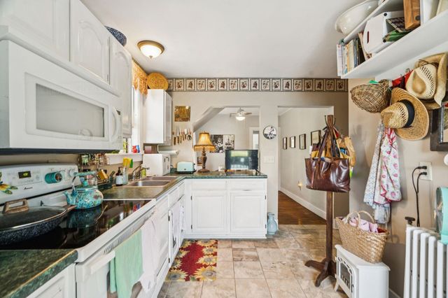 6 Pine Street, Windsor, VT 05089
