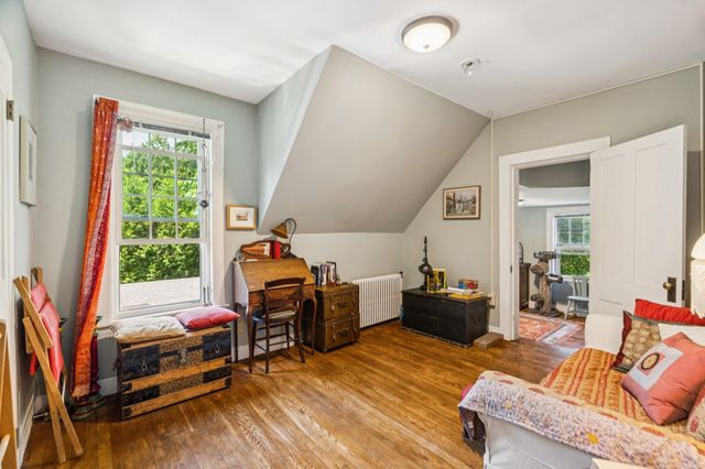 6 Pine Street, Windsor, VT 05089