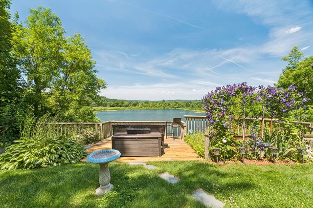 6 Pine Street, Windsor, VT 05089