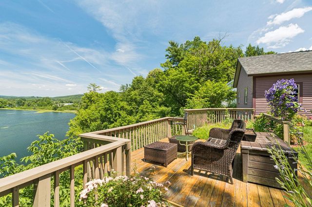 6 Pine Street, Windsor, VT 05089