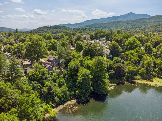 6 Pine Street, Windsor, VT 05089