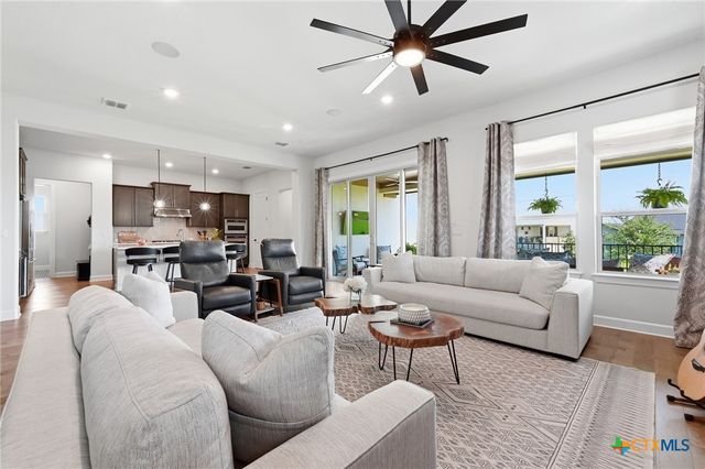446 Skipping Cedar Street, San Marcos, TX 78666