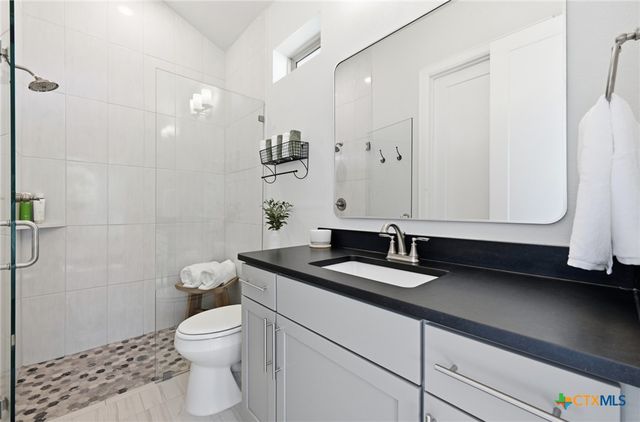 446 Skipping Cedar Street, San Marcos, TX 78666