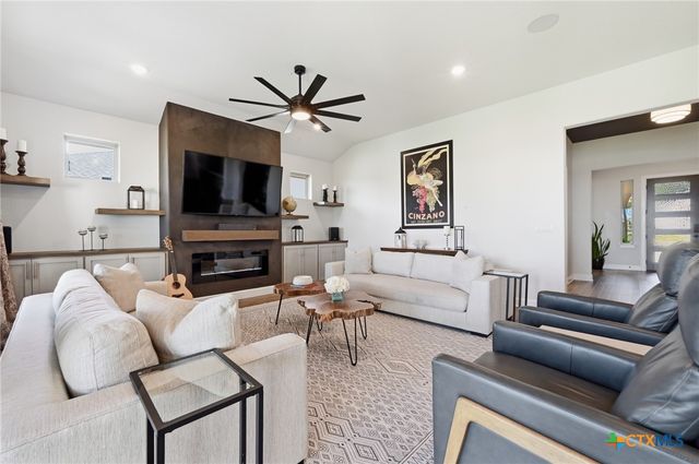 446 Skipping Cedar Street, San Marcos, TX 78666