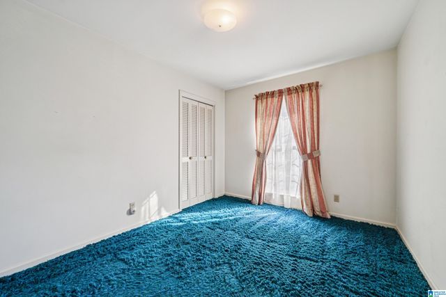 900 20TH AVENUE NW, Center Point, AL 35215